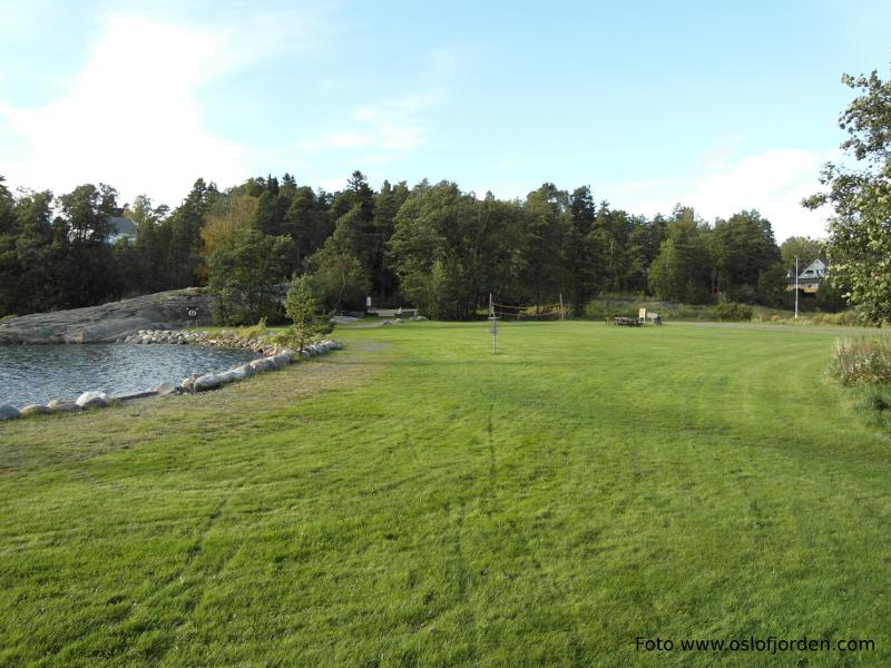 Breivikbukta badeplass