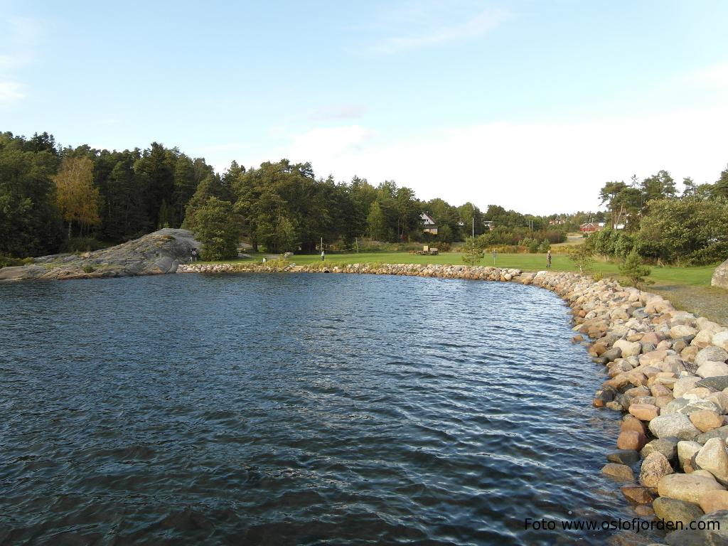 Breivikbukta badeplass