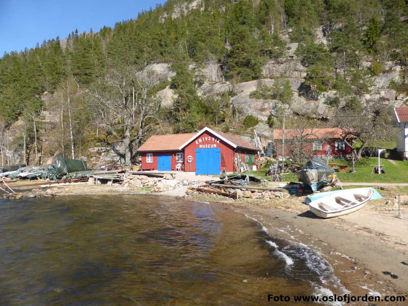 Knivsvik badeplass kystsamling museum Hurum