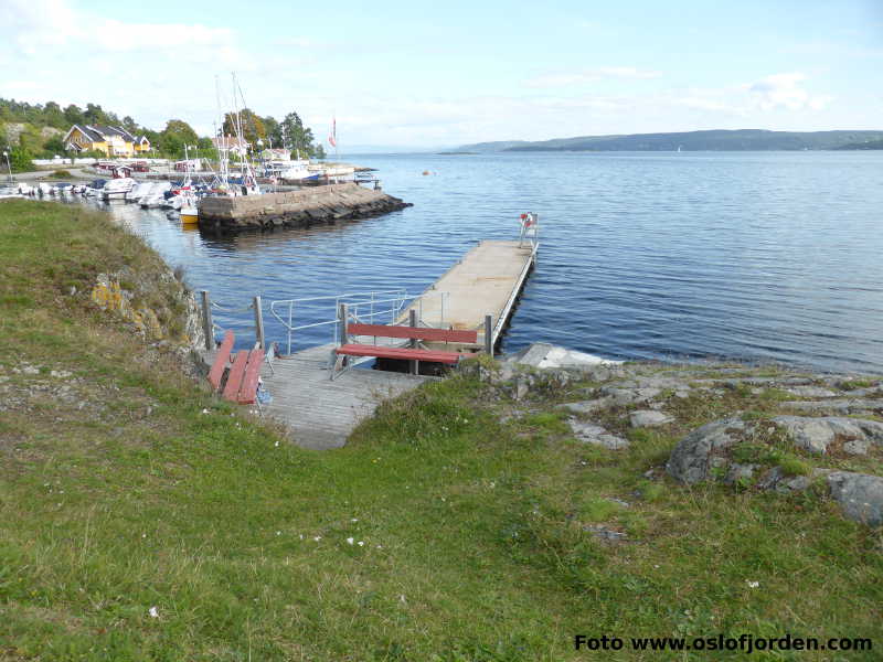 Lasteberget, badeplass, Røyken, sandstrand