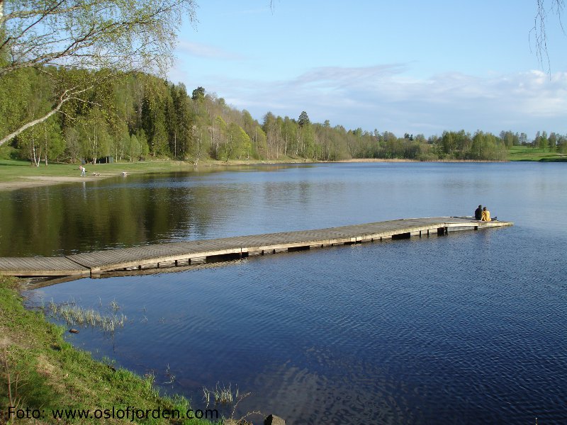 Bogstadvannet badeplass flytebrygge