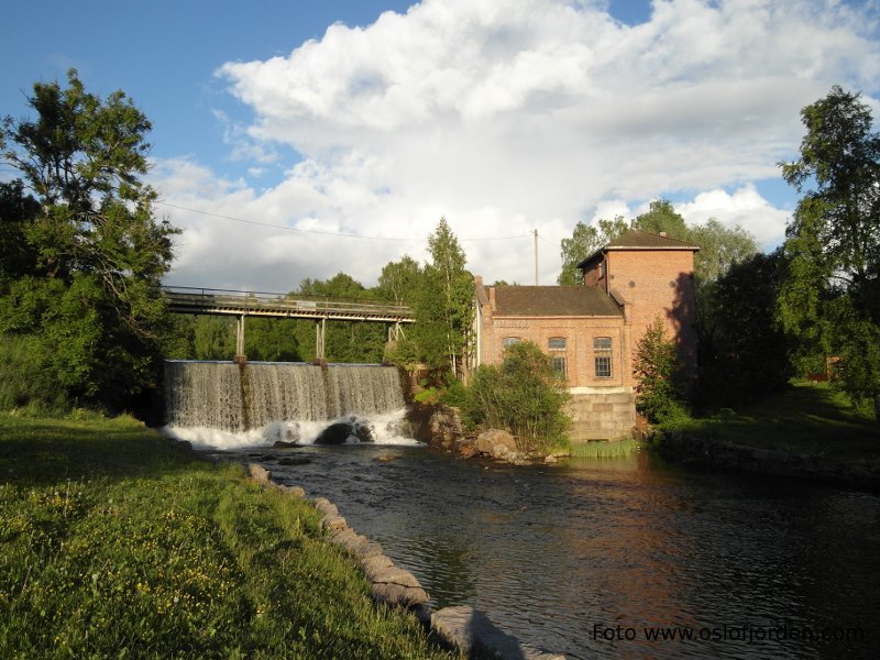 Brekkedammen badeplass - Brekkefossen