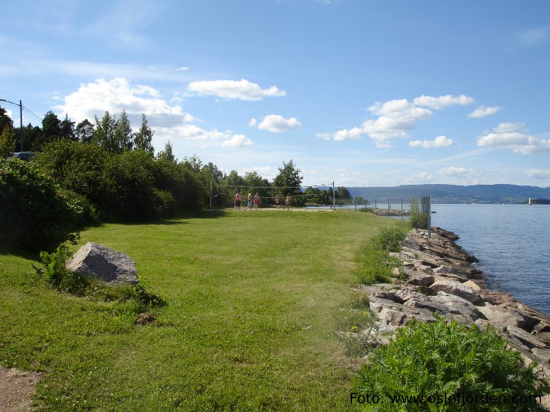 Tangen Fjordpark badeplass  gresslette