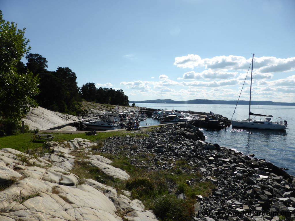 Mølen uthavn molo for småbåter