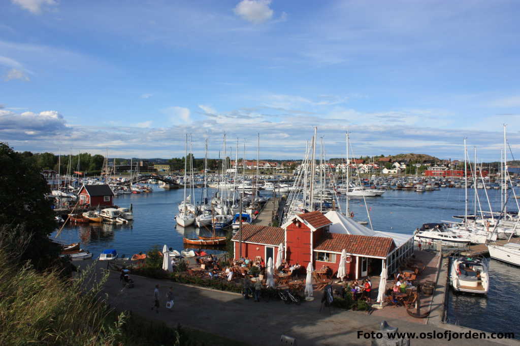 Stavern havn gjestehavn ferie